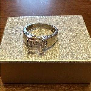 Square Solitaire statement ring